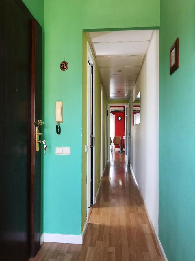 A Home In ברצלונה מראה חיצוני תמונה